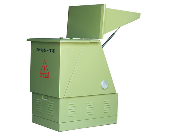 DFW高壓電纜分支箱(歐式)是近幾年來(lái)廣泛用于電力配網(wǎng)系統(tǒng)中的電纜化工程設(shè)備。它的主要特點(diǎn)是雙向開(kāi)門(mén)，利用絕緣穿墻套管作為連接母排，具有長(zhǎng)度小，電纜排列清楚，三…